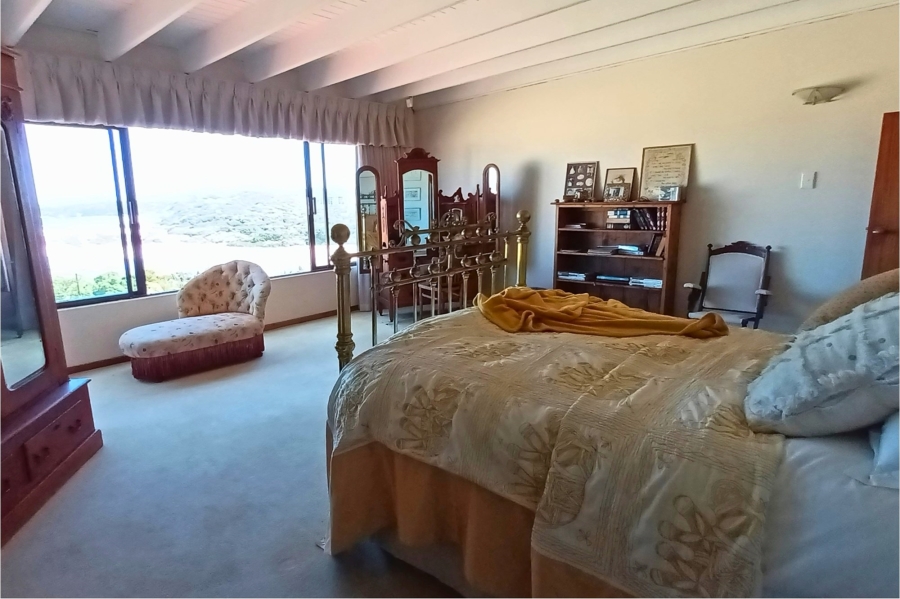 5 Bedroom Property for Sale in Blue Bend Eastern Cape